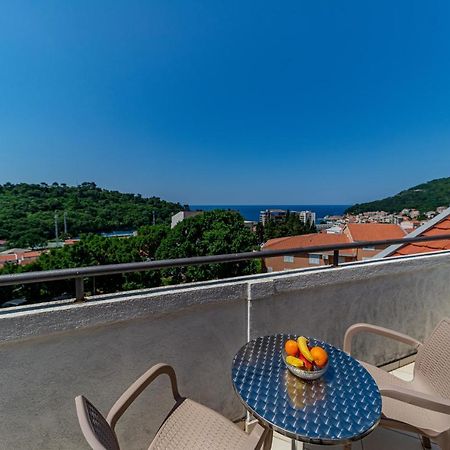 Apartment Knezevic Petrovac na moru Exterior foto