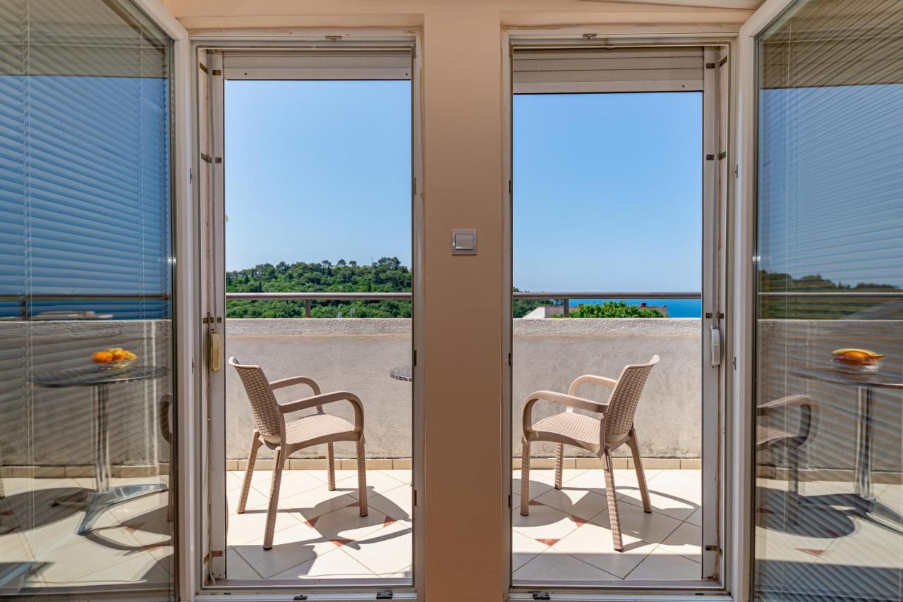 Apartment Knezevic Petrovac na moru Exterior foto